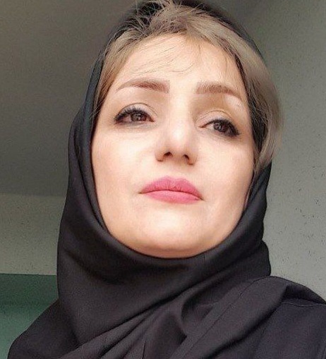 خانم دکتر شریعتی مدرس دوره اختیار معامله